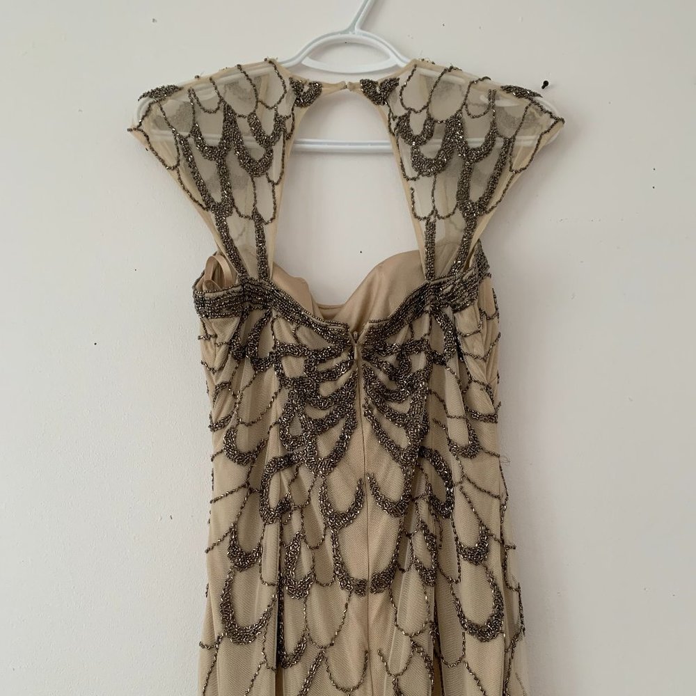 Dress - Picture 4 of 5